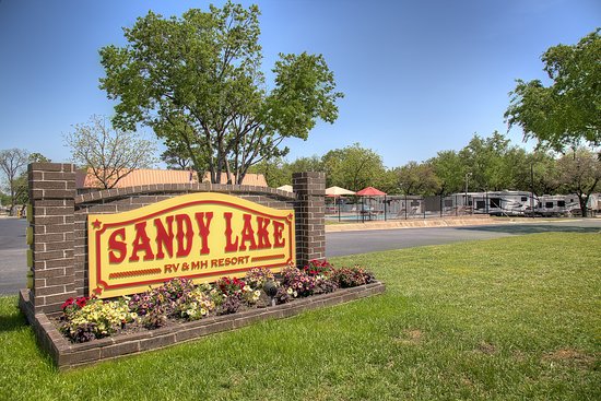 Sandy Lake MH & RV Resort