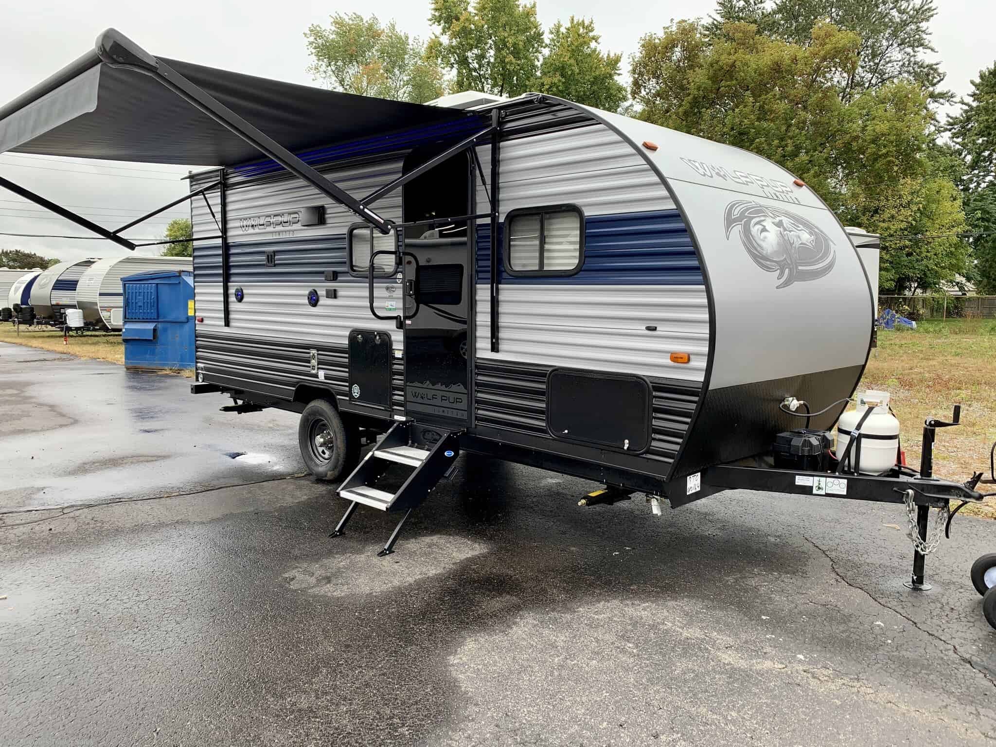 Cherokee Wolf Pup 18TO Camper Trailers under $10000
