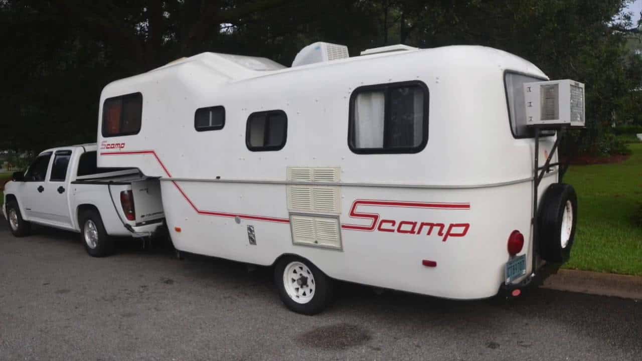 Scamp 19' Fifth Wheel