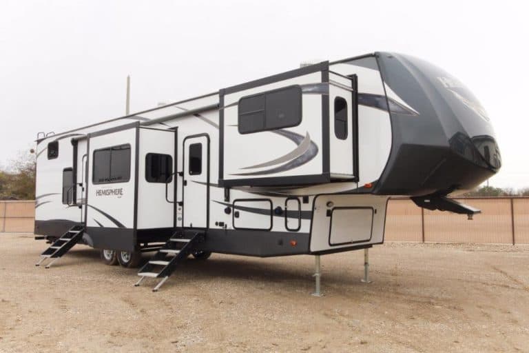 Travel Trailers With Loft Floorplans | CamperAdvise